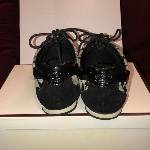 Classic C Coach Sneakers - Picture 4 of 5